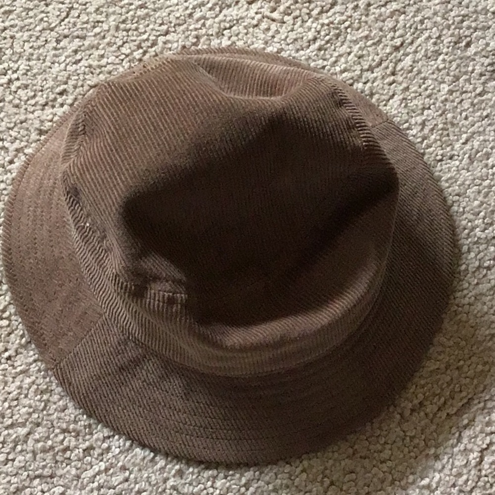 Pacsun bucket hat